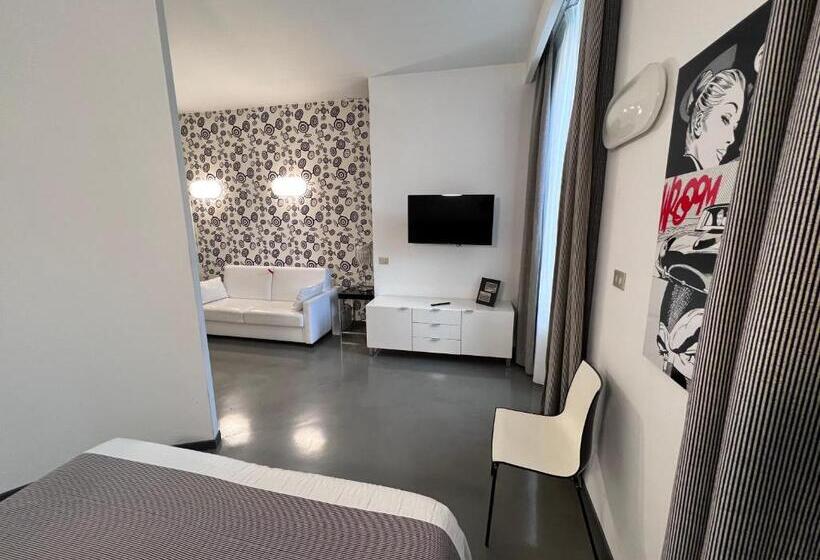 استودیوی لوکس, Residence Star