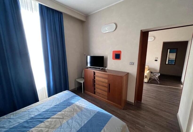 استودیوی لوکس, Residence Star