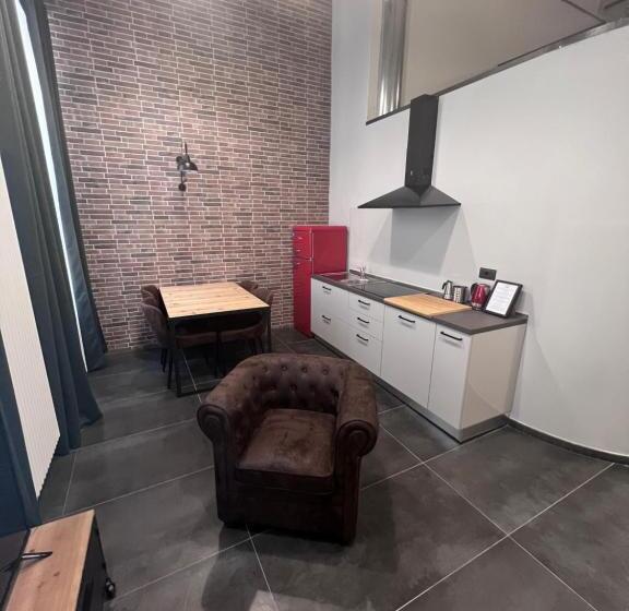 اتاق دوبلکس, Residence Star