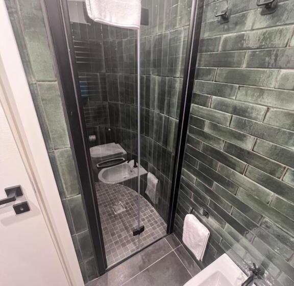 اتاق دوبلکس, Residence Star