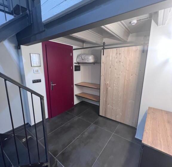 اتاق دوبلکس, Residence Star