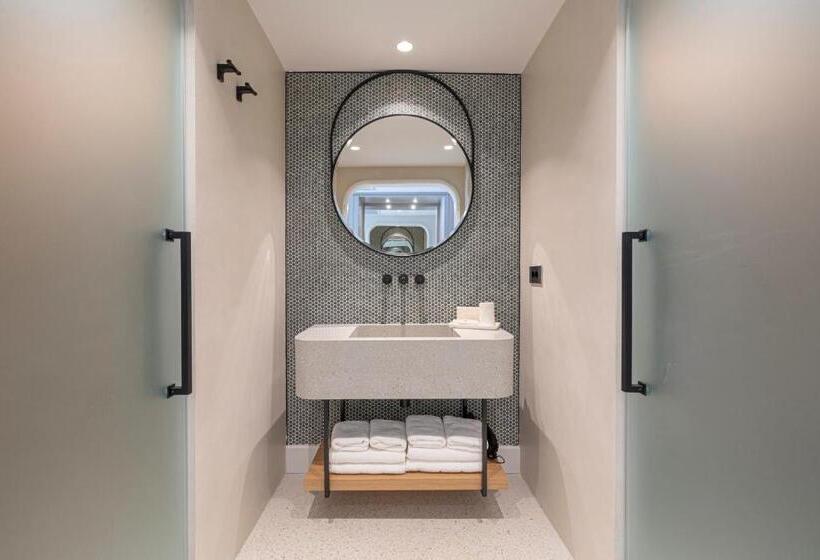 Номер Deluxe, Yacht Classic Hotel   Boutique Class