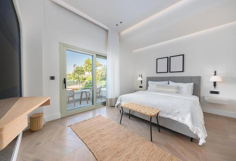 Классический Номер, Yacht Classic Hotel   Boutique Class