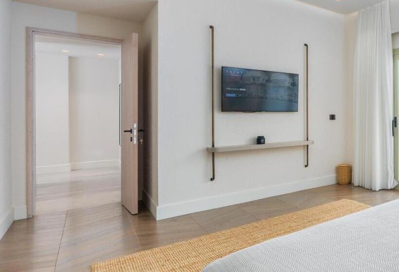 Family Suite, Yacht Classic Hotel   Boutique Class