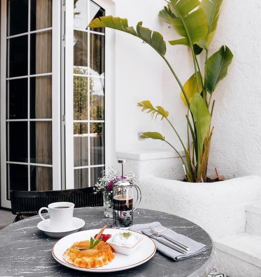 Люкс с Бассейном, Yacht Classic Hotel   Boutique Class