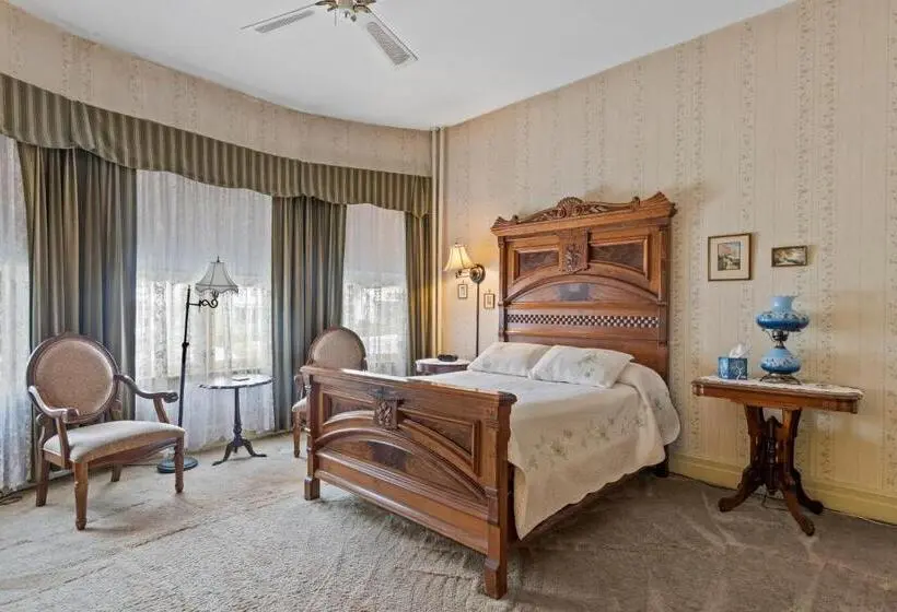 Standard-huone, South Shire