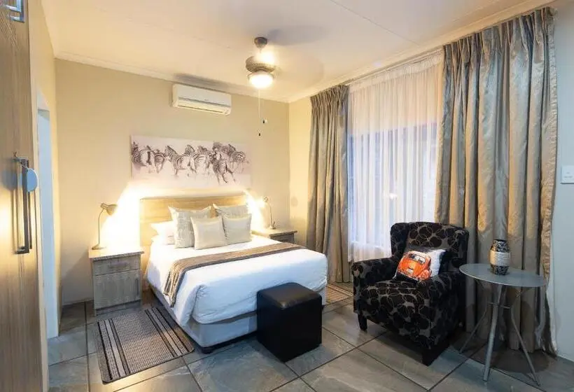 デラックスルーム, Stevenski S Guesthouse
