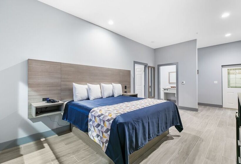 جناح سرير كينج, El Delfin Lodge