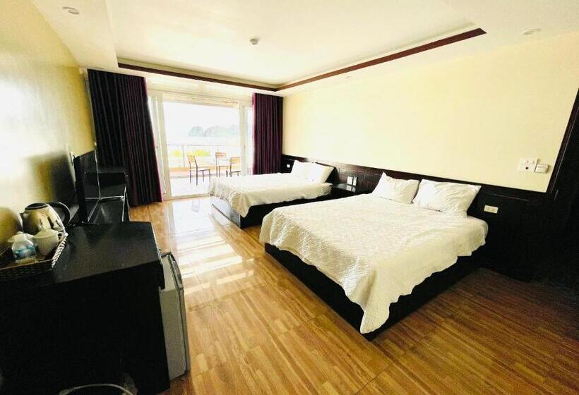 اتاق لوکس با بالکن و چشمانداز دریا, Tuan Chau Havana