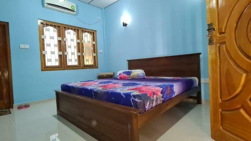 标准三人间, Ashoka Villa