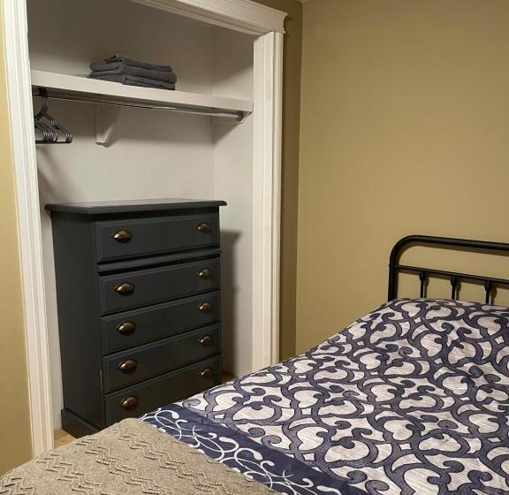 Egyágyas Standard Szoba Megosztott Fürdővel, Lemon Tree Inn