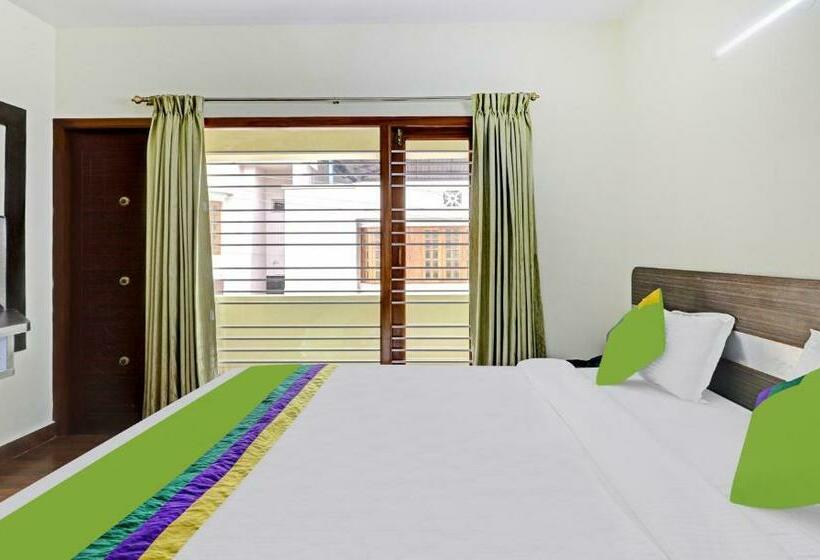 غرفة ديلوكس, Treebo Aall Season