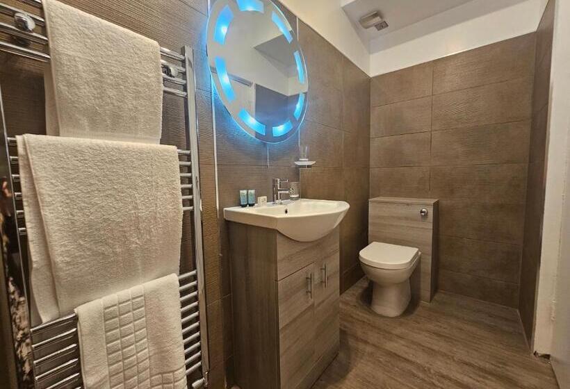 Студия Deluxe, Abbey