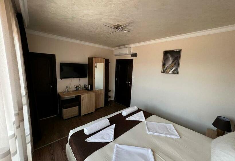 Standard-huone Parveke, Central