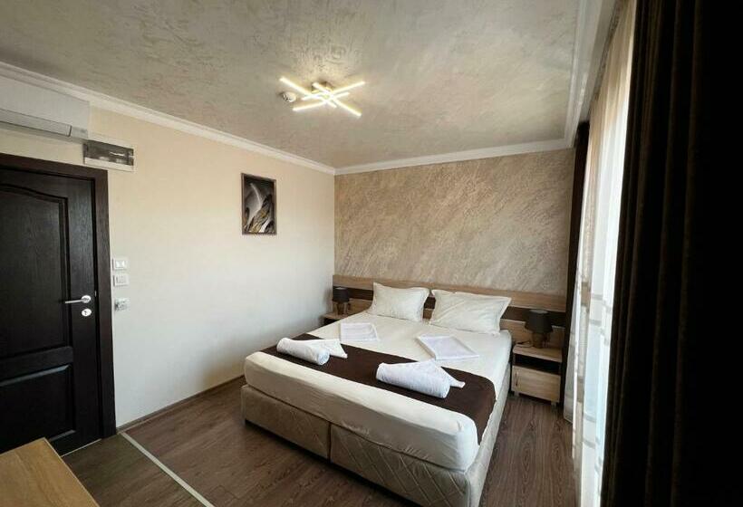 Standard-huone Parveke, Central