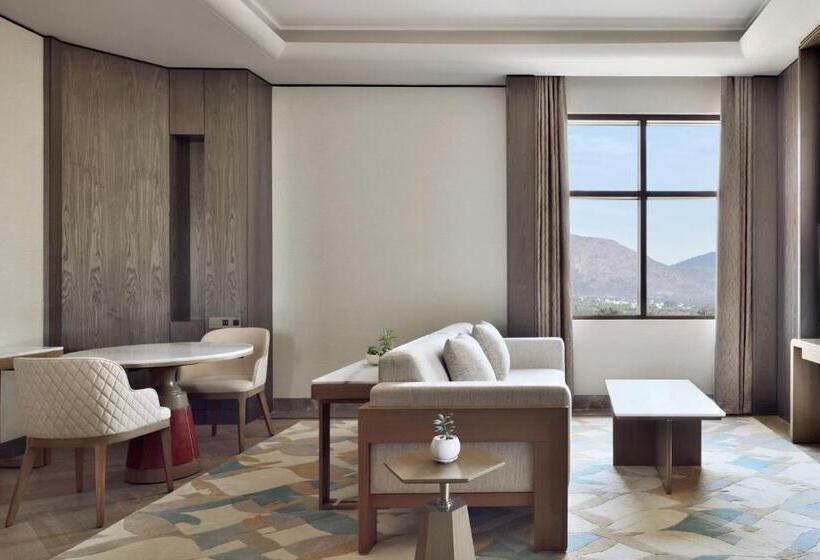 俱乐部套间, Jw Marriott Hotel Bengaluru Prestige Golfshire Resort & Spa