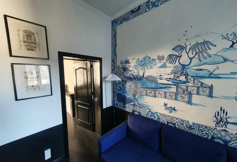 اتاق لوکس چهار تخته, B96 Suites