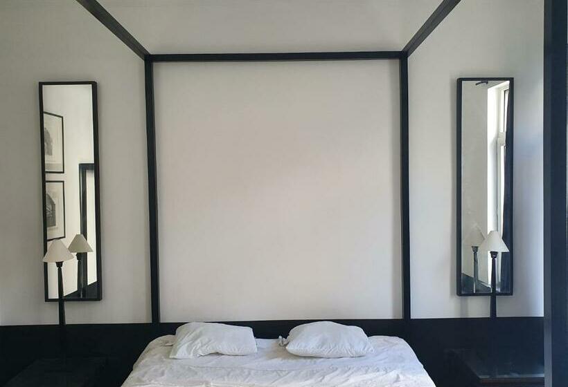 اتاق لوکس چهار تخته, B96 Suites