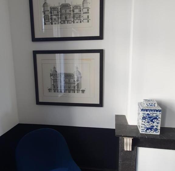 اتاق لوکس چهار تخته, B96 Suites