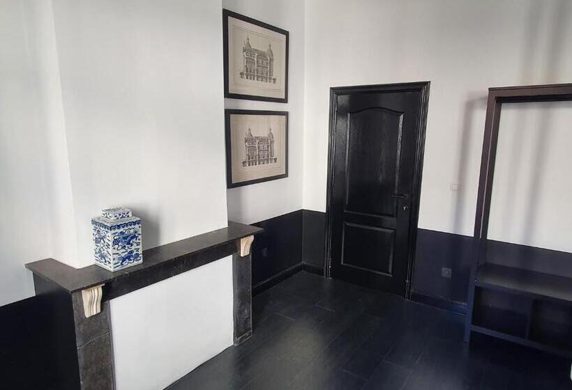 اتاق لوکس چهار تخته, B96 Suites