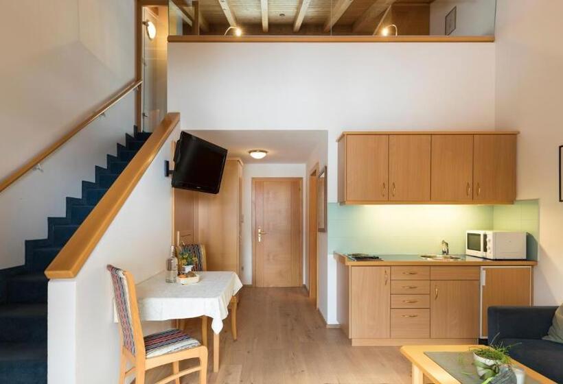 דירת חדר, Residence Königswarte Strata