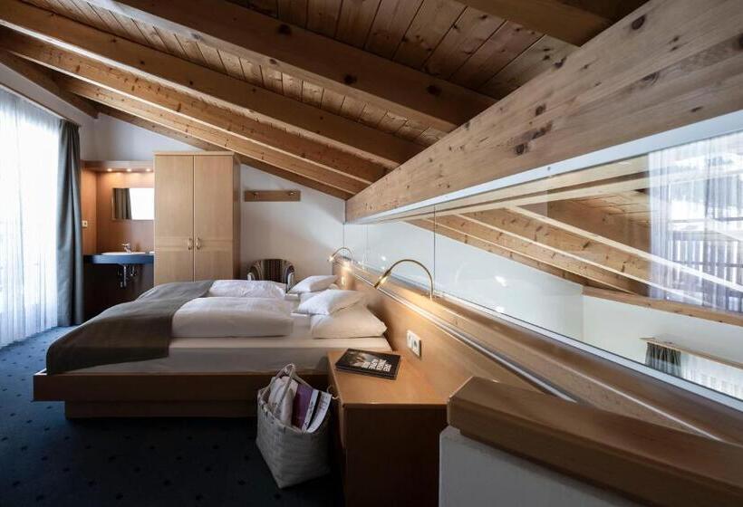 דירת חדר, Residence Königswarte Strata