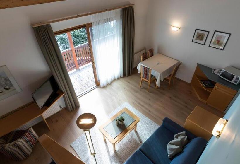 Apartamento 1 Dormitório com Terraço, Residence Königswarte Strata