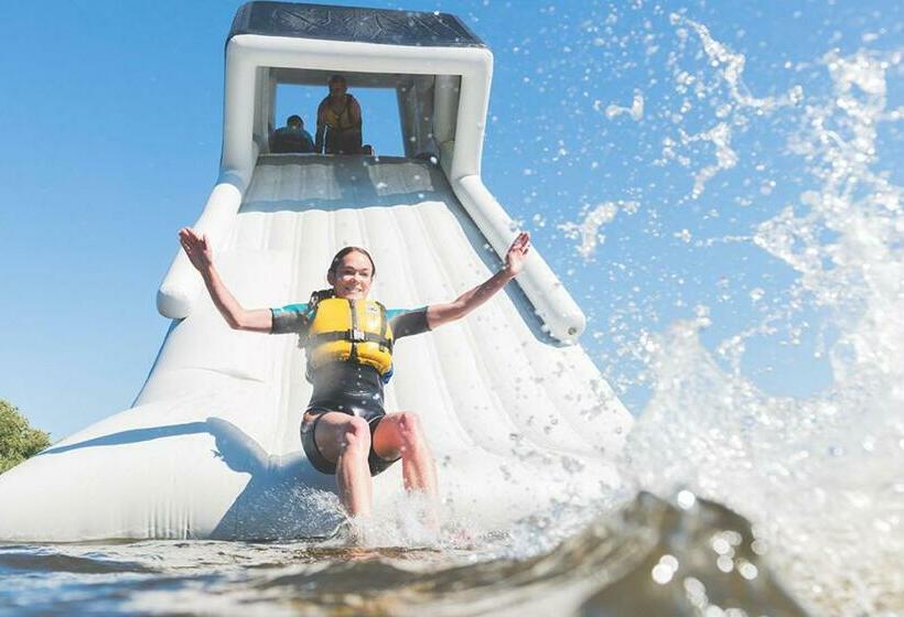 침실 1개 주택, Pointbreak Sleeps 12 With Hot Tub Great Celebration House Dog Friendly