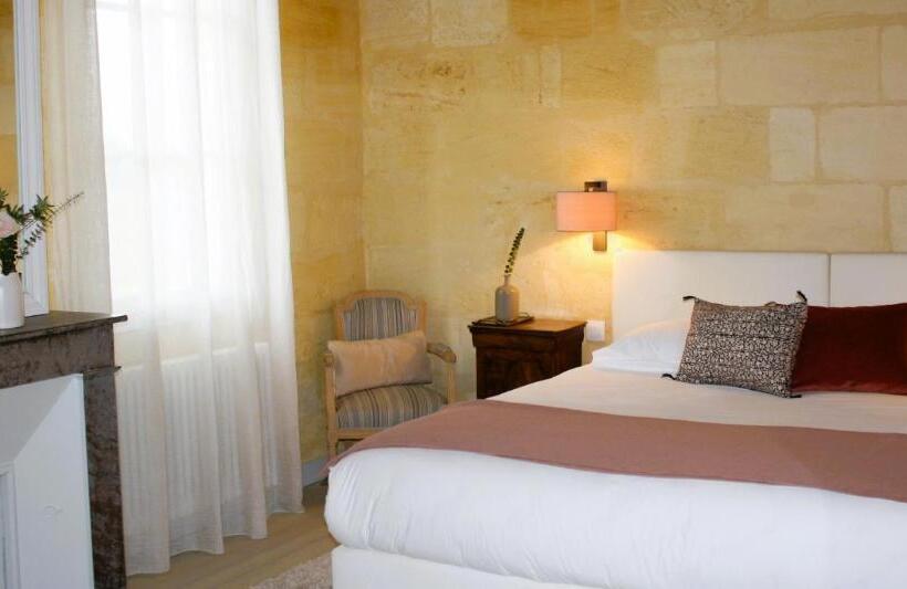 ガーデンビュースタンダードルーム, Château Bonalgue   Pomerol