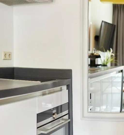 キングサイズベッドのデラックスルーム, Modern Canal House Loft   City Center