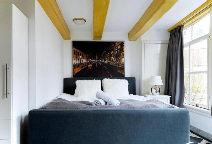 스탠다드 룸 킹사이즈 침대, Modern Canal House Loft   City Center