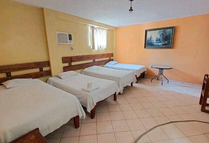高品质的四人房间, Hostal Arizona Piura