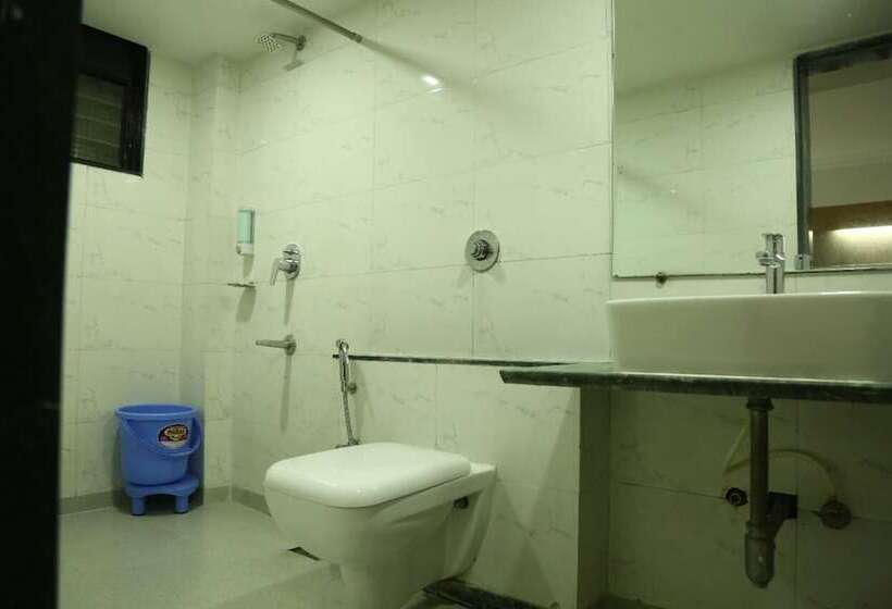 Chambre Deluxe, Kewal