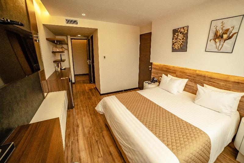 اتاق استاندارد, La Peonia