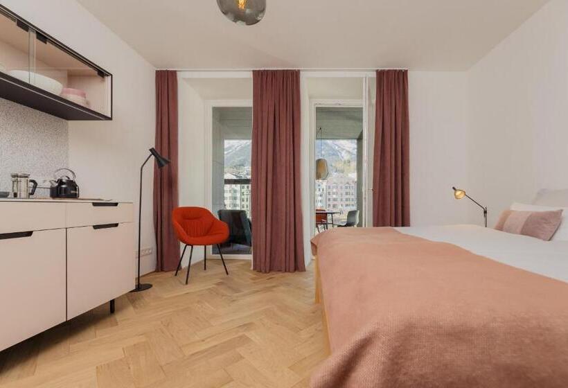 سوییت, Marktbar Studios Boutique Apart