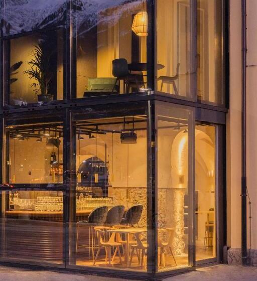 سوییت, Marktbar Studios Boutique Apart