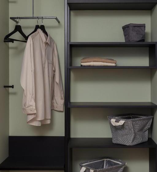 استودیو خانوادگی, Marktbar Studios Boutique Apart