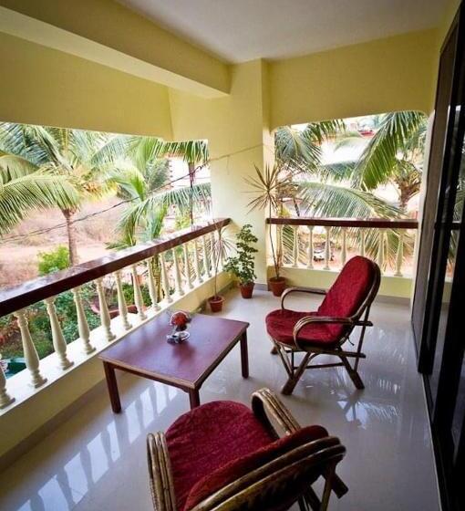 اتاق استاندارد با تخت بزرگ, Shanu S Seaside Inn A Guesthouse, 100 Metres To Candolim Beach