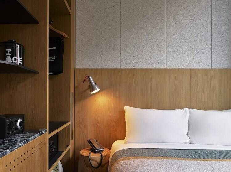 اتاق استاندارد با تراس, Ace Hotel Sydney