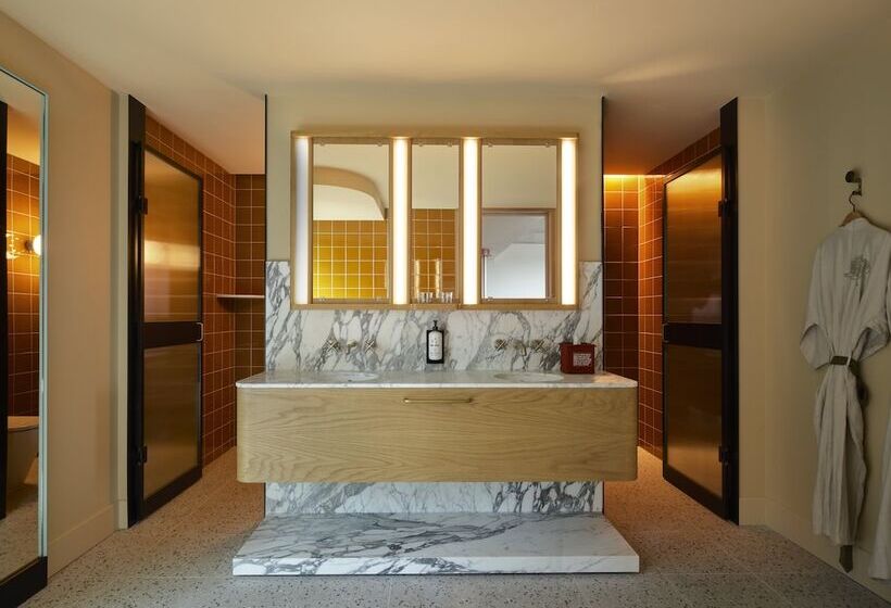 سوییت, Ace Hotel Sydney