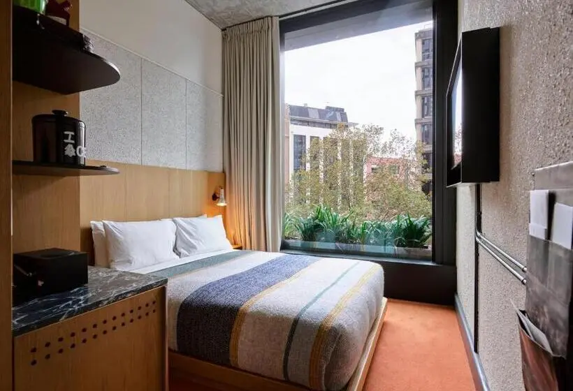 ベーシックルーム, Ace Hotel Sydney