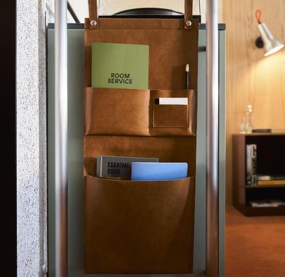 Номер Стандарт, Ace Hotel Sydney