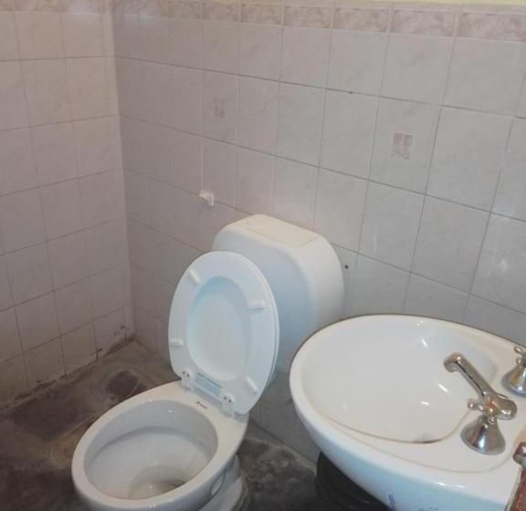 스탠다드 룸 공동 욕실, Hostal Lupita