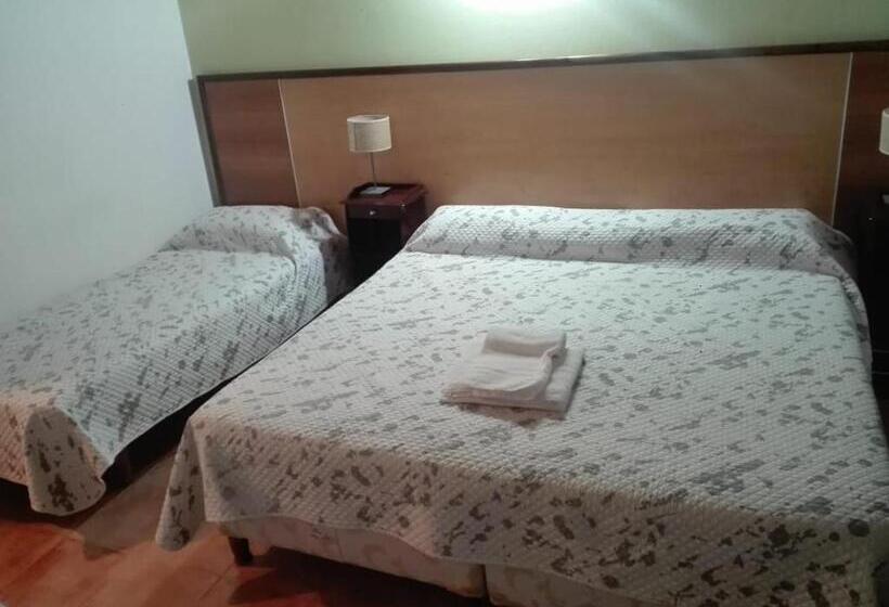 Трехместный Номер Классика, Hosteria La Farfalla
