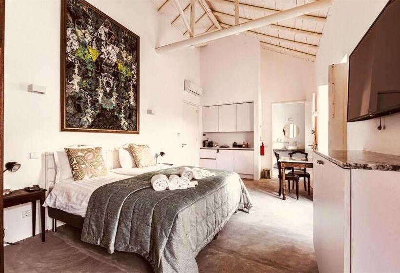 デラックススタジオ, Alma Da Vida Ferragudo