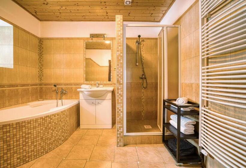 آپارتمان 3 خوابه, Apartmány Pod šerákem