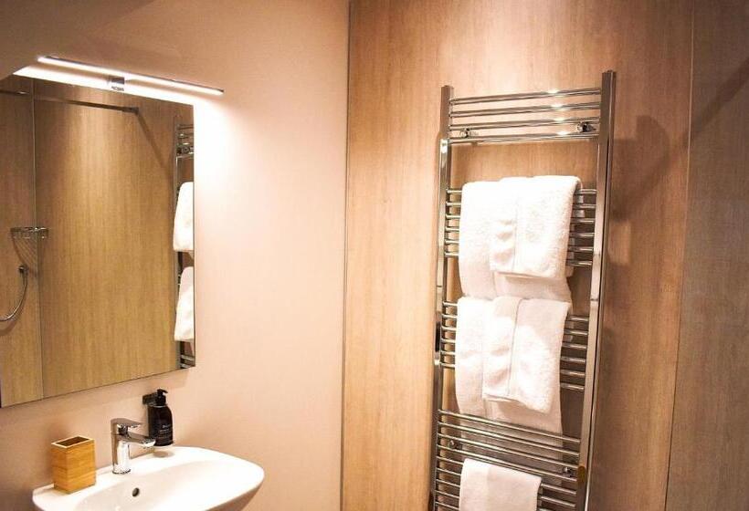 غرفة سوبيريور, Orchy Bank House