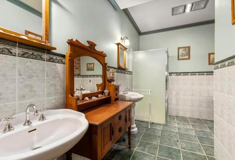 스탠다드 룸 가든 전망, The Castle At Bonville