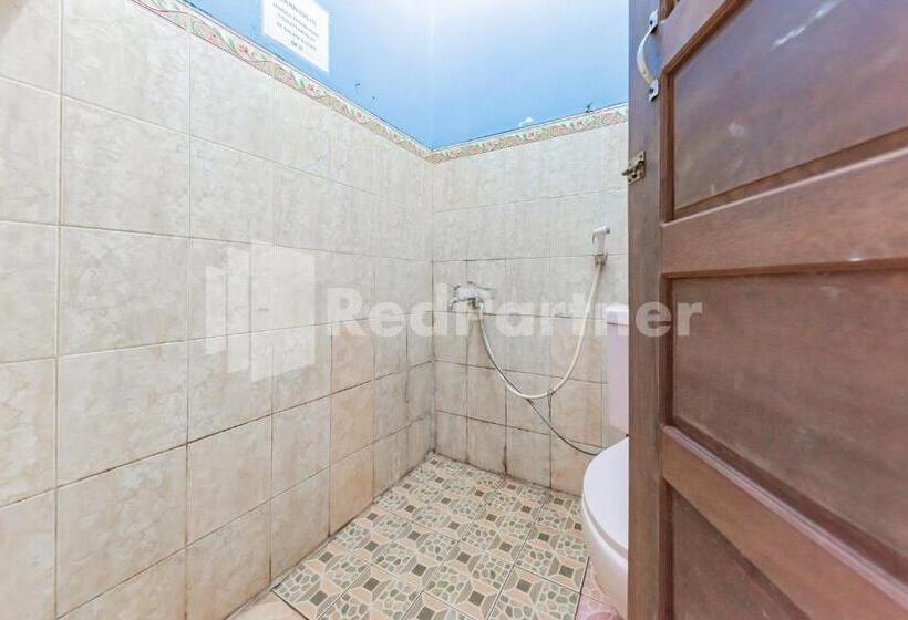 اتاق استاندارد, Ana Guest House Syariah Mitra Reddoorz