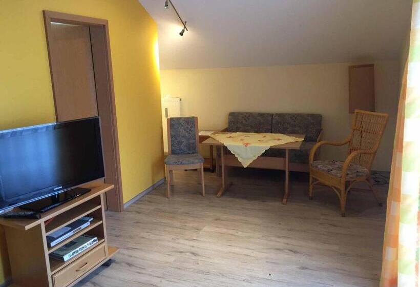 דירת חדר, Appartements Gillmeier Herta